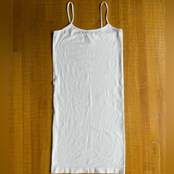 Long Basic Tanks - Picture 2 of 2